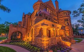 Orman Mansion - Pueblo'S Most Luxurious Stay!